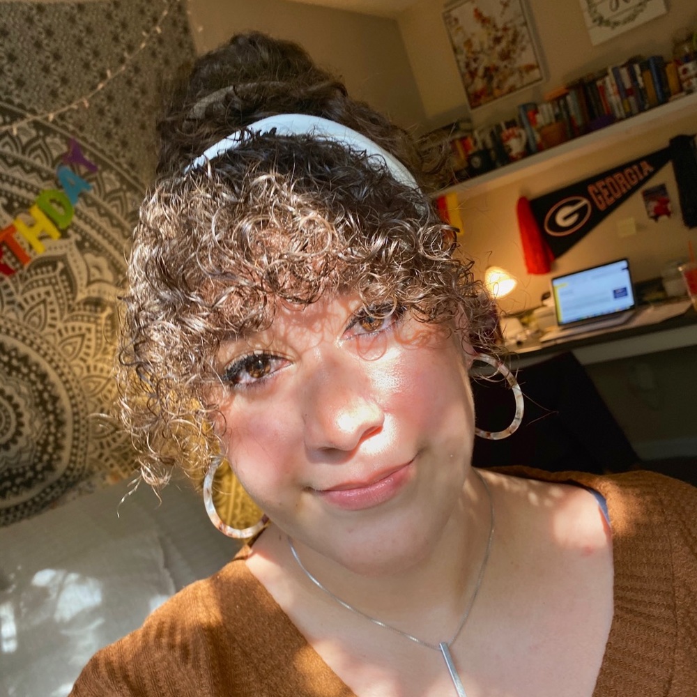 Meet your Posher, Hannah